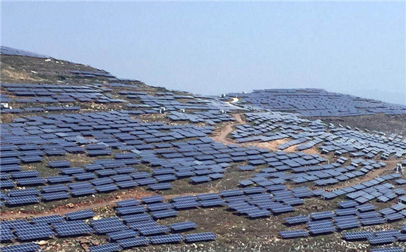 光伏扶貧電站將石城縣荒山轉變為“金山銀山”