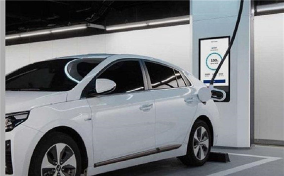 現(xiàn)代汽車(chē)推出超高速電動(dòng)汽車(chē)充電設(shè)備