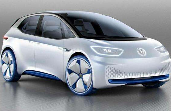 全球車企大裁員：加快向電動化和數字化轉型