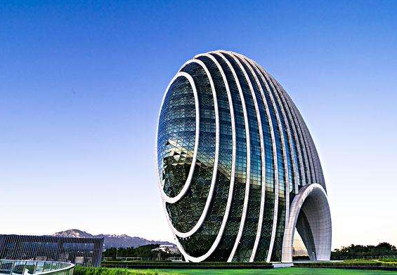 全球光伏建筑玻璃市場將蓬勃發展！年復合增長率達13.1%