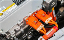 首发搭载比亚迪汉 磷酸铁锂电池逐步受到重视