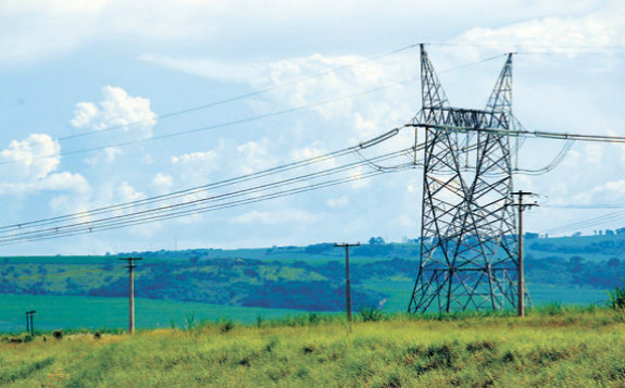 國(guó)家電網(wǎng)特高壓工程有序復(fù)工 帶動(dòng)企業(yè)產(chǎn)能恢復(fù)