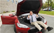 低调布局5年！特斯拉自产电池的秘密曝光