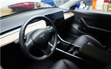 特斯拉回應國產汽車“減配”問題”：基于供應鏈狀況，提供免費更新