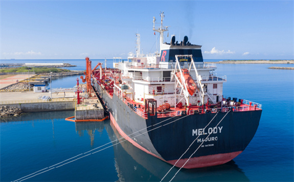 中國石化：建在斯里蘭卡的漢港油庫順利完成首船進油