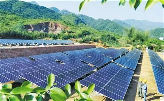 陜南最大光伏項目帶動2萬多戶貧困人口實現穩定增收