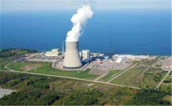 國內首臺單機容量最大的亞臨界125MW背壓機組并網發電