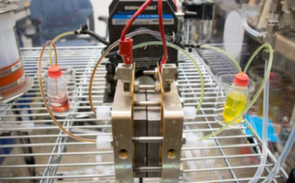 英国研发用于兆瓦级太阳能和储能的氧化还原液流电池