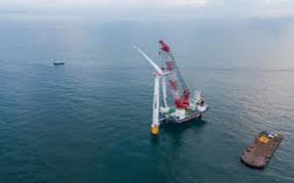 中國能建：廣東院總承包建設珠海金灣海上風電項目完成首臺風機吊裝