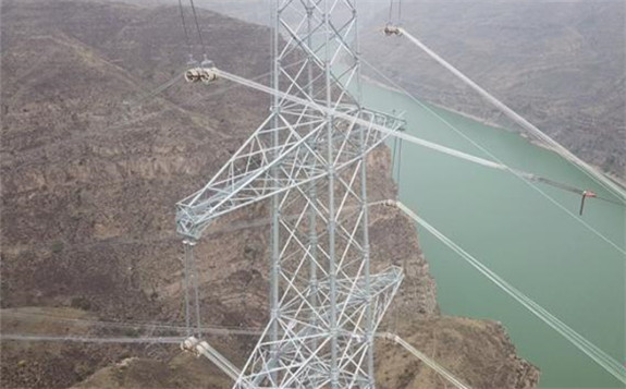 “空中通道”順利打通 蒙西—晉中特高壓交流工程跨越黃河貫通