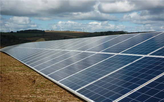 英國(guó)350兆瓦無(wú)補(bǔ)貼太陽(yáng)能發(fā)電廠獲批
