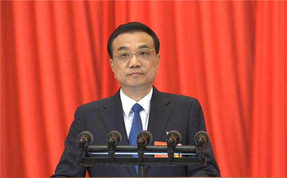 李克強：建設充電樁，推廣新能源汽車