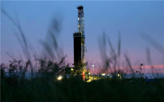 美國的鉆井平臺數量首次降至300以下