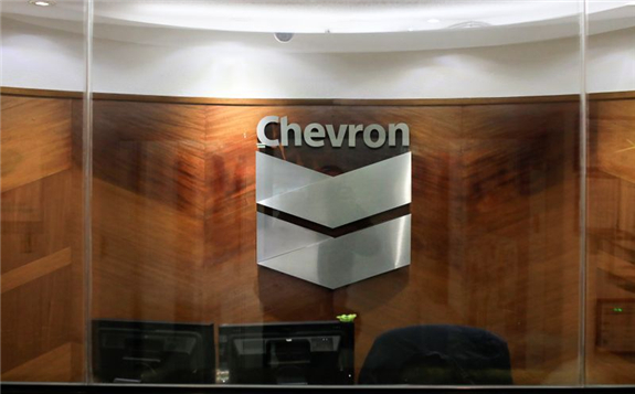 雪佛龙的原油货物与委内瑞拉开展业务而卷入了美国对航运公司的制裁