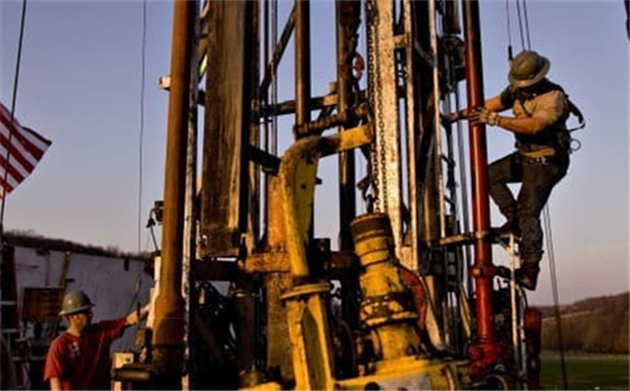 如果油價不大幅上漲，美國多達30%的頁巖油商將陷入困境