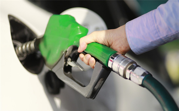多家機(jī)構(gòu)預(yù)計(jì)，國(guó)內(nèi)油價(jià)或迎來(lái)年內(nèi)首次上調(diào)