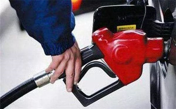 國內油價或迎年內首次“兩連漲”