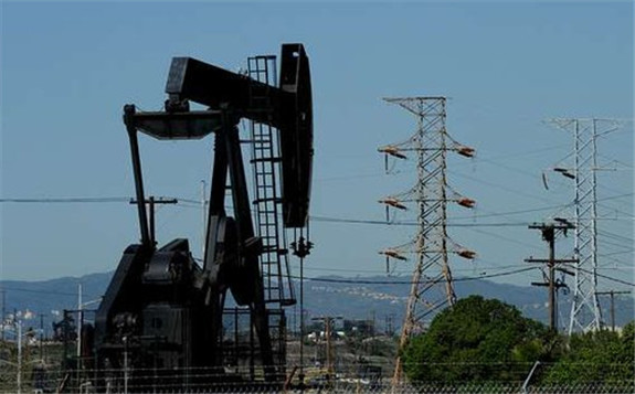 美原油庫(kù)存驟降推升價(jià)格 減產(chǎn)力度限制漲幅