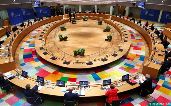 欧洲联盟峰会陷入僵局，各国领导人无法就复苏计划预算达成共识