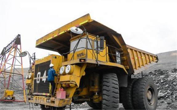 中煤三建二十九處高效施工喜獲扎煤公司靈東煤礦賀信