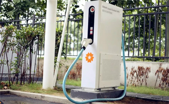 全球充電樁市場(chǎng)投資10年或超700億美元