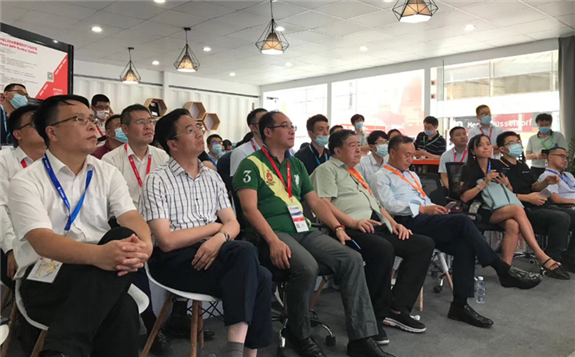 中國(guó)BIPV聯(lián)盟2020年度論壇于滬召開(kāi)，BIPV產(chǎn)業(yè)開(kāi)啟群雄逐鹿新時(shí)代