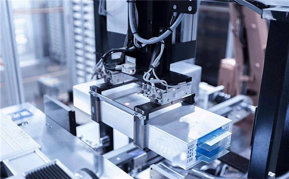 寧德時代上半年凈利超19億元，動力電池銷售收入降兩成