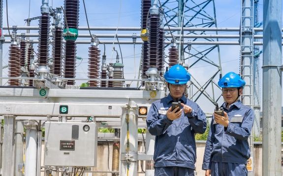 預計年底南網將建成120座北斗地基增強站，實現該公司供電區域全覆蓋。