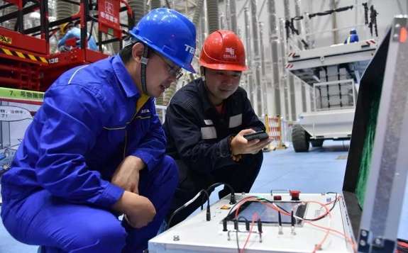 昆柳龍直流工程高端柔直閥進入全面安裝階段