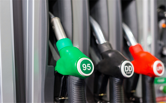 2020年國內成品油調價呈現“三漲四跌十二擱淺”的格局