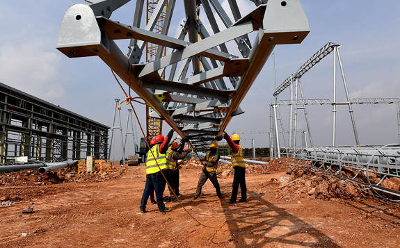 前三季度，國網電網基建工程完成年度計劃的74%