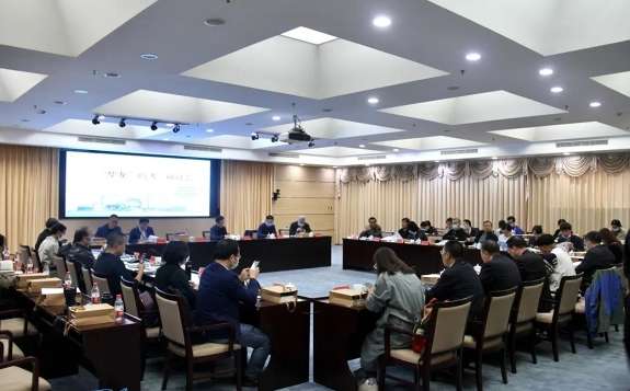 長篇報告文學《“華龍”騰飛》研討會召開，打造國家名片