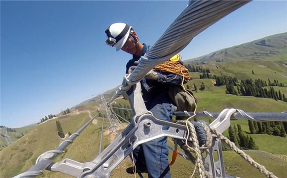 “電力援疆”電量累計超500億千瓦時，為新疆創造直接經濟收益110.23億元