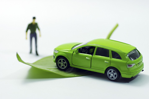 黄利斌：目前国内新能源汽车全产业链投资累计超过了2万亿元