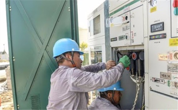 国网盐城公司：以“不见面”办电，贯通“看得见”服务