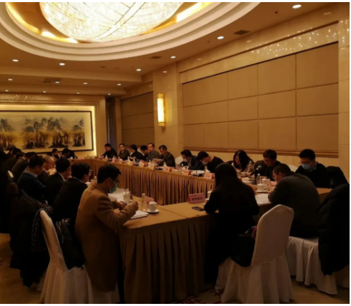 光伏玻璃企業與光伏組件企業供應保障對接座談會召開