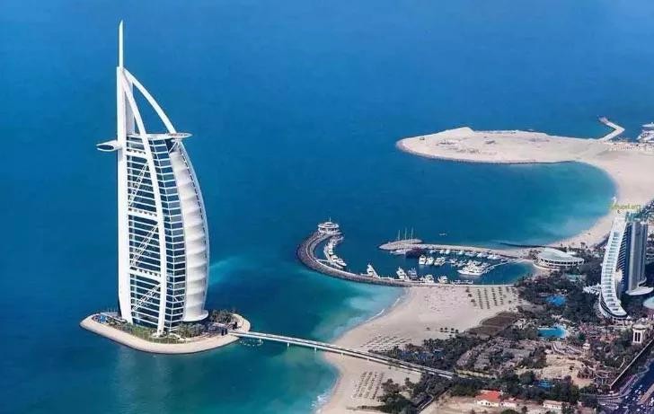 阿聯酋駐華大使阿里·扎希里:共建一帶一路  實現中阿共同繁榮