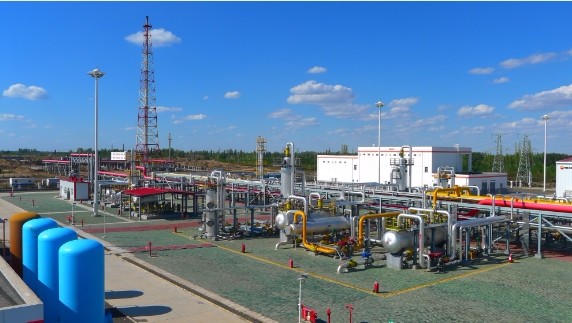 中国最大的天然气储气库日采气量2700万立方米