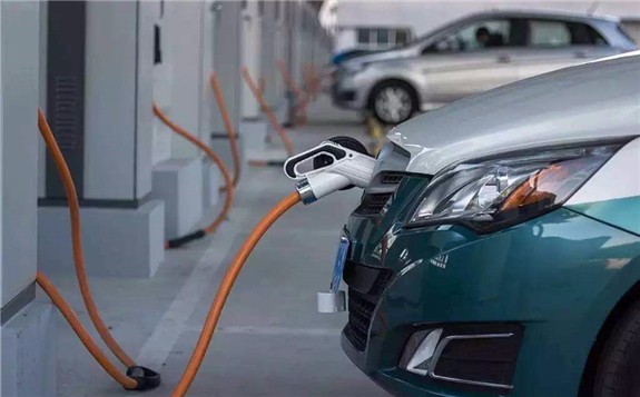 2021年新能源汽车销量有望达到180万辆