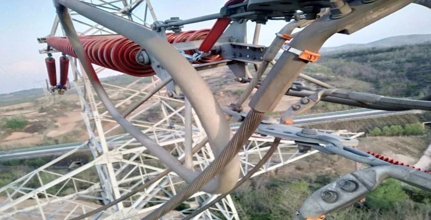 國網(wǎng)山西電力公司首條智慧輸電線路——500千伏侯陽Ⅰ線試點工程通過驗收