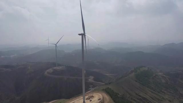 我国装机规模最大的山地风电项目全容量并网发电
