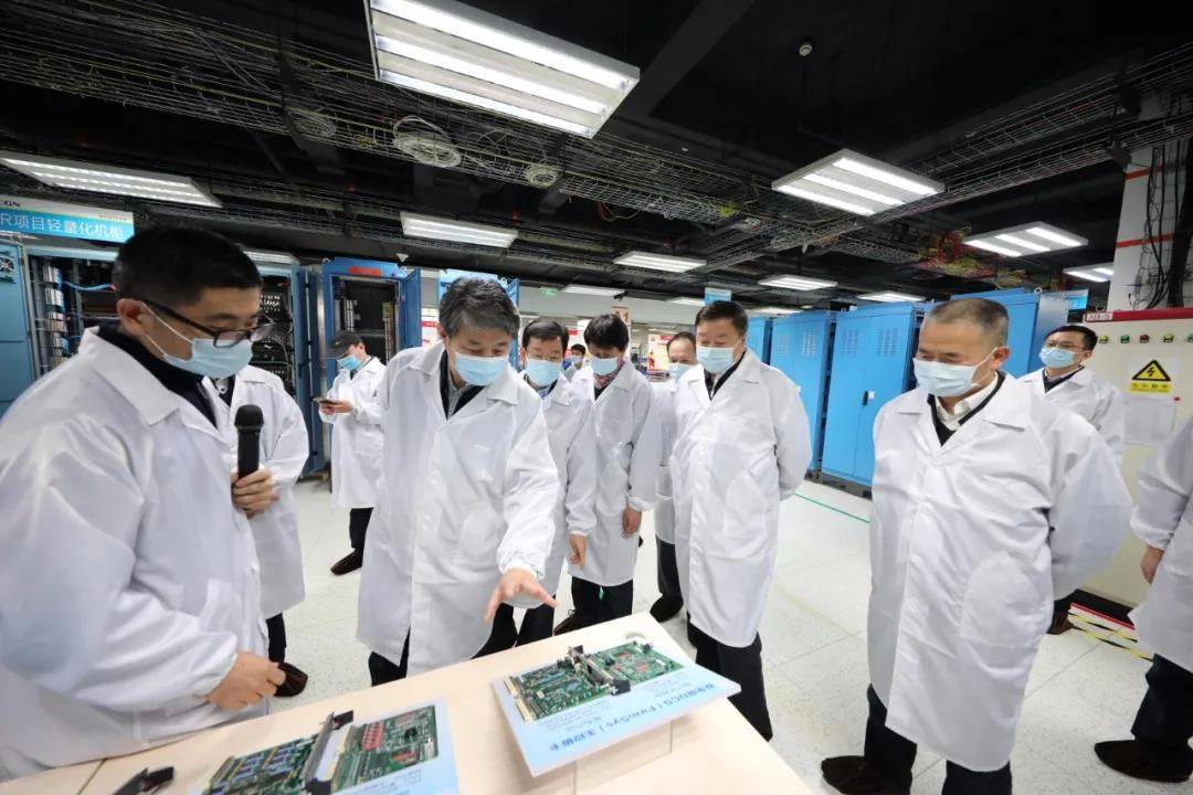 刘华一行到广利核公司检查“和睦系统”等科研成果