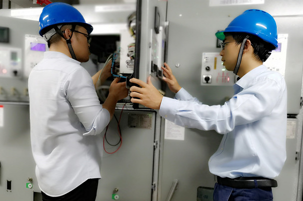 国能（连江）港电有限公司顺利完成2号机组10kV开关单体调试工作