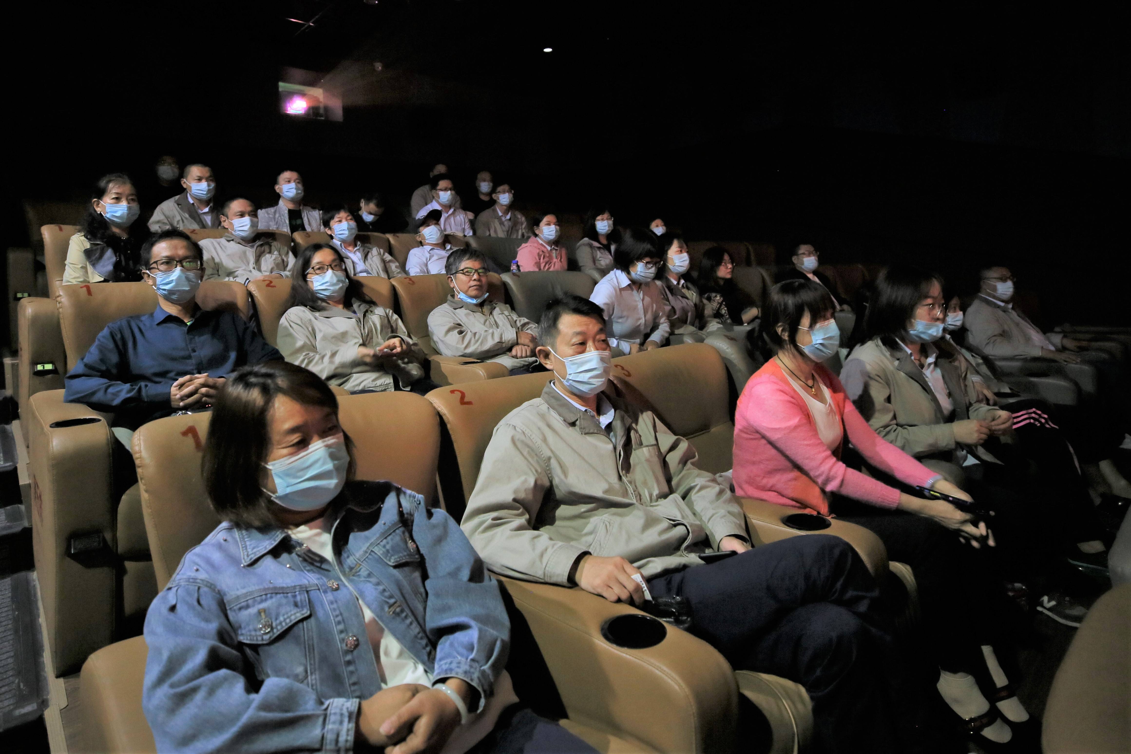 国能（福州）热电有限公司组织观看红色电影《长津湖》