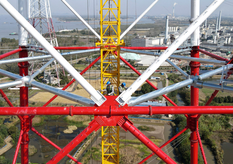 我在高空建电塔——能源通道上的“蜘蛛人”