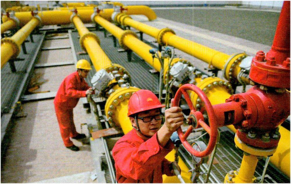 全国最大储气库 开始向西气东输管网供气