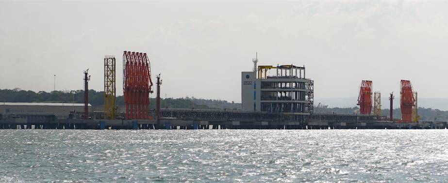 中企承建油码头项目助力肯尼亚经济发展