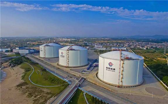 中国6座世界最大液化天然气储罐主体开建