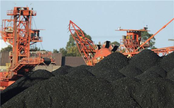 俄罗斯1700亿美元资产不保？抓紧向中国卖资源，欲签1亿吨煤炭