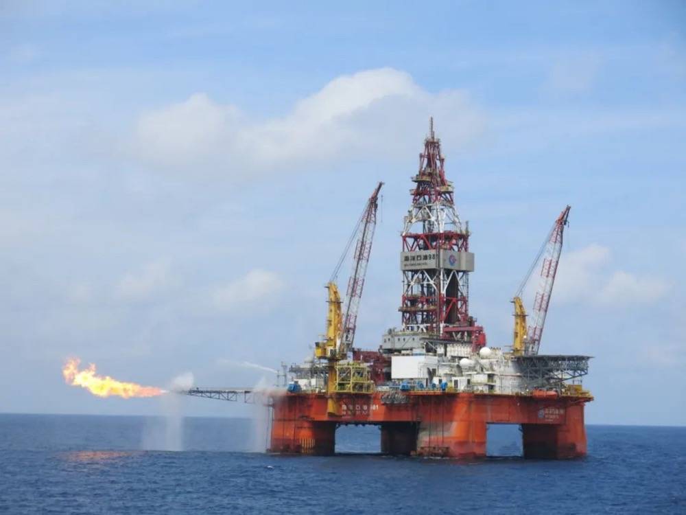 四十载不平凡 立潮头再出发——写在中国海洋石油集团有限公司成立40周年之际